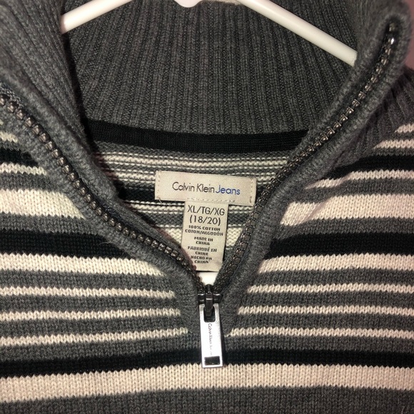 Calvin Klein turtleneck Quarter zip - Picture 2 of 4